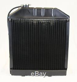 (24074) Radiator C7NN8005H for Ford NH Tractor 2100 2120 2300 2600 2610 3610 390