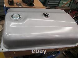 FORD NAA/JUBILEE/600/800/MORE TRACTOR GAS TANK WithSENDING UNIT HOLE NAA9002E NEW