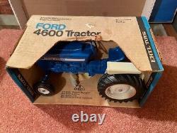 Ford 4600 Tractor with muffler in VINTAGE Original box