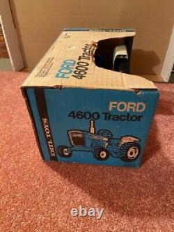 Ford 4600 Tractor with muffler in VINTAGE Original box