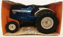 Ford 8600 ERTL 1/12 Extra Large Big Blue Tractor Collectible Vintage NIB